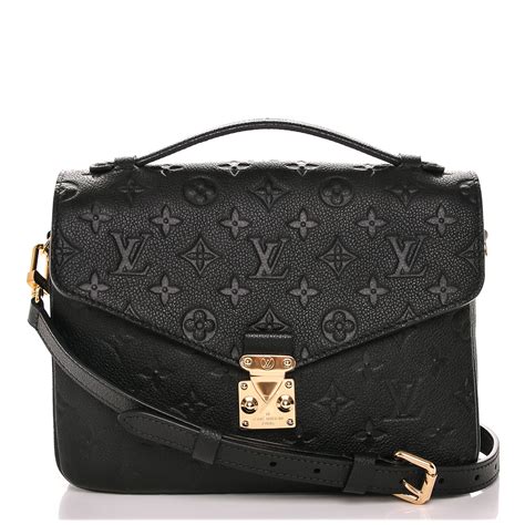 lv black pochette